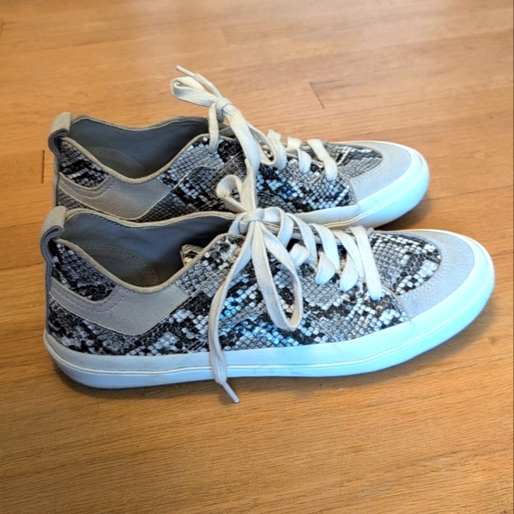 Zara Sneakers Womens 6.5 Snakeskin Print Faux Leather + Suede Casual Sneakers